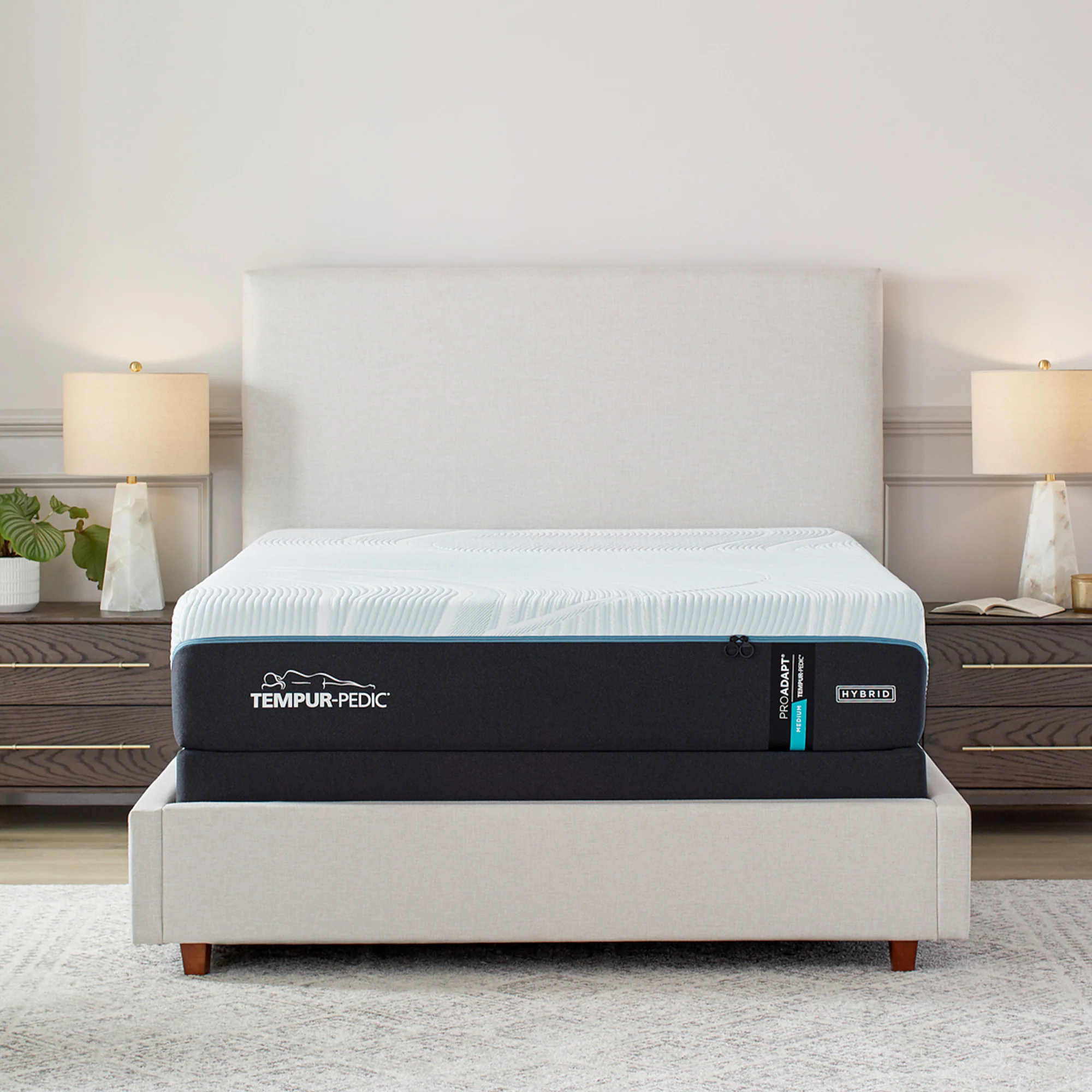 Tempur-Pedic ProAdapt 2.0 Medium Hybrid King Mattress - Image 3